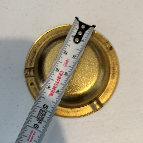 Vintage Souvenir Ashtray with Scenic Design - Picture 6 of 8